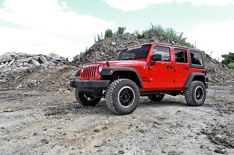 2.5 Inch Lift Kit Spacers Jeep Wrangler JK/Wrangler Unlimited (2007-2018) Rough Country-3
