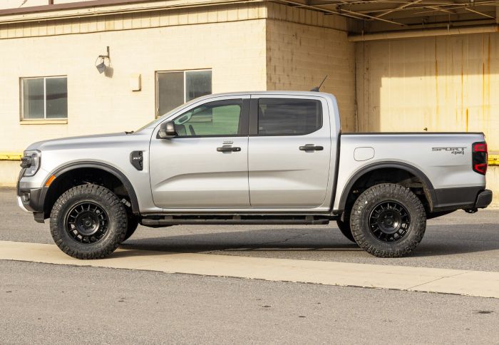 1.5 Inch Leveling Kit 2024-2025 Ford Ranger ReadyLIFT-1