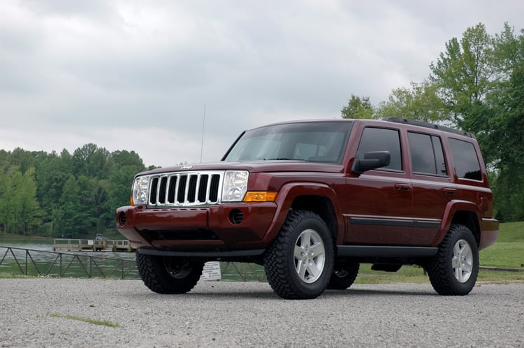 2 Inch Lift Kit Jeep Grand Cherokee WK 2WD/4WD (2005-2010) Rough Country-2