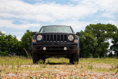 2 Inch Lift Kit N3 Struts Jeep Compass (07-16)/Patriot (10-17) Rough Country-3