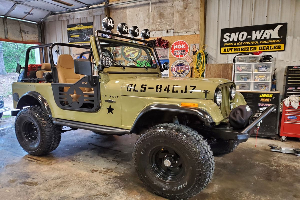 4 Inch Lift Kit Jeep CJ5/CJ7 5 4WD (1982-1983) Rough Country-1