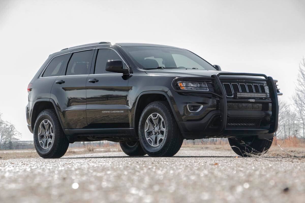 2 Inch Leveling Kit Jeep Grand Cherokee WK2 2WD/4WD (2011-2022) Rough Country-1