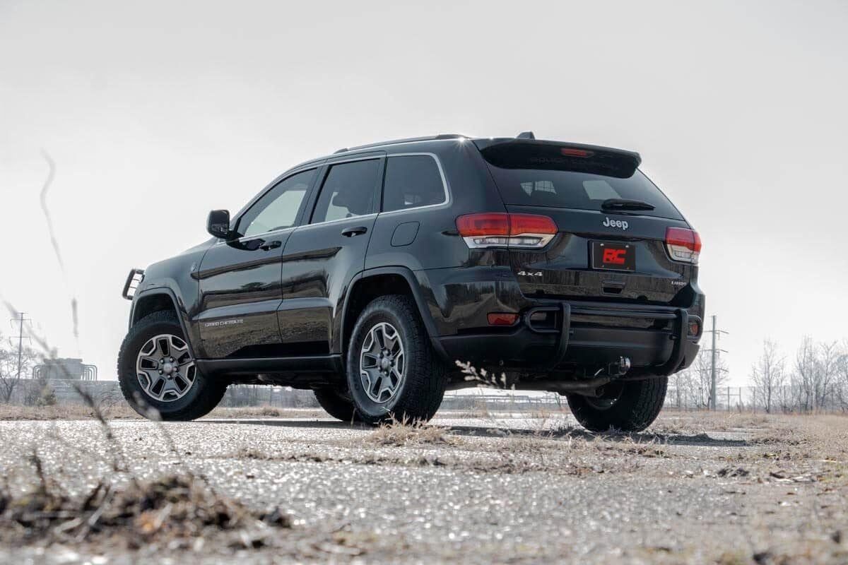 2 Inch Leveling Kit Jeep Grand Cherokee WK2 2WD/4WD (2011-2022) Rough Country-3