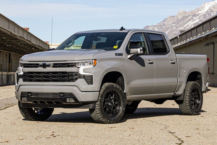 4.0 Inch SST Lift Kit- 2025 Silverado/Sierra 1500 ReadyLIFT-1