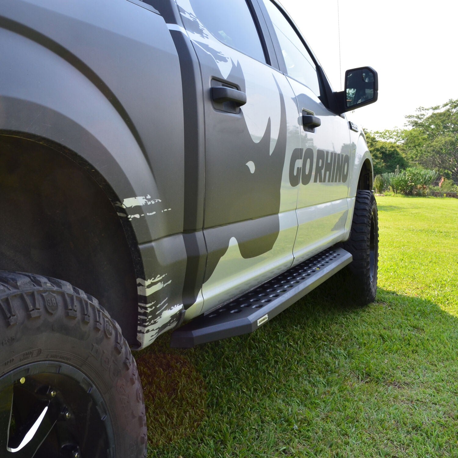 RB20 Running Boards With Mounting Brackets Textured Black 2009-2014 Dodge Ram 1500 Go Rhino