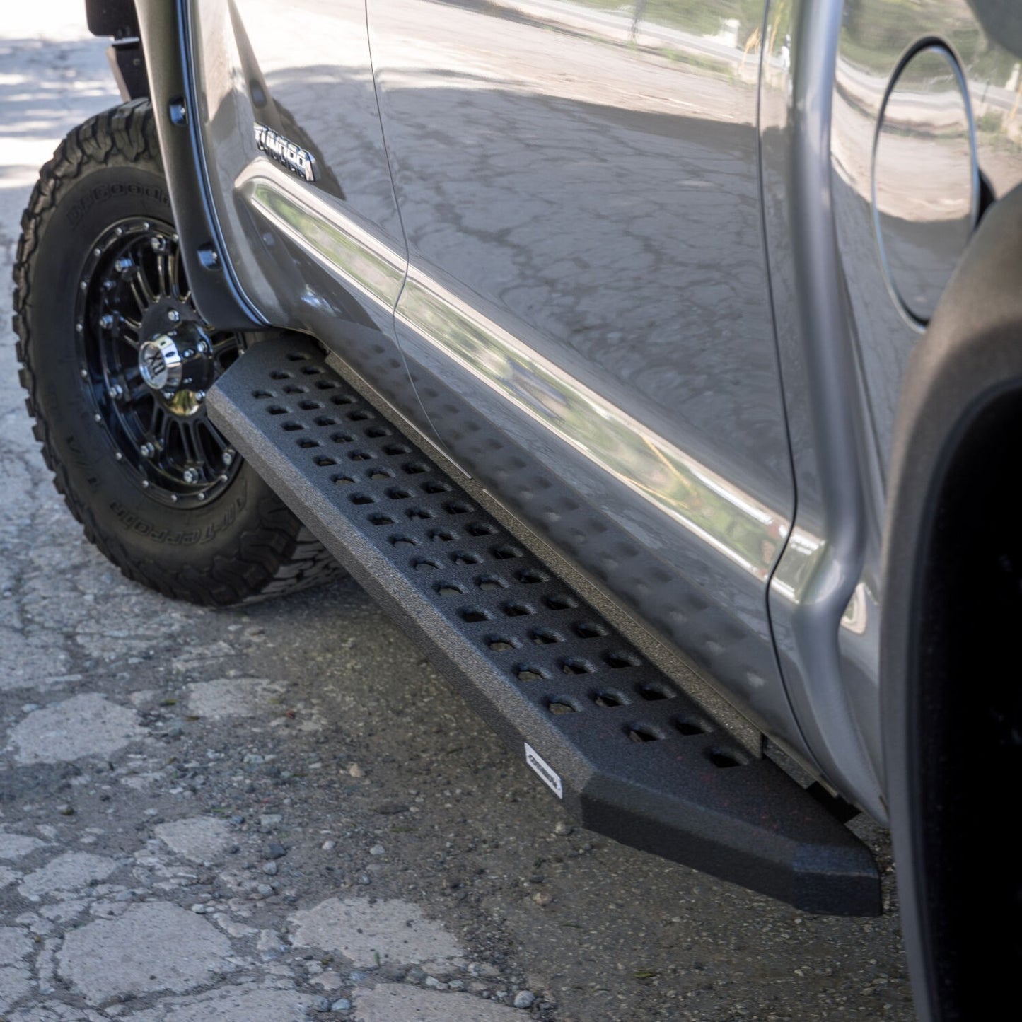 RB20 Running Boards With Mounting Brackets Protective Bedliner Coating 2015-2026 Ford F-150/ F-250/F-350 Extended Cab Go Rhino-2