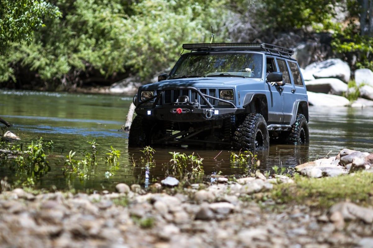 6.5 Inch Lift Kit X-Series Jeep Cherokee XJ 2WD/4WD (1984-2001) Rough Country-3