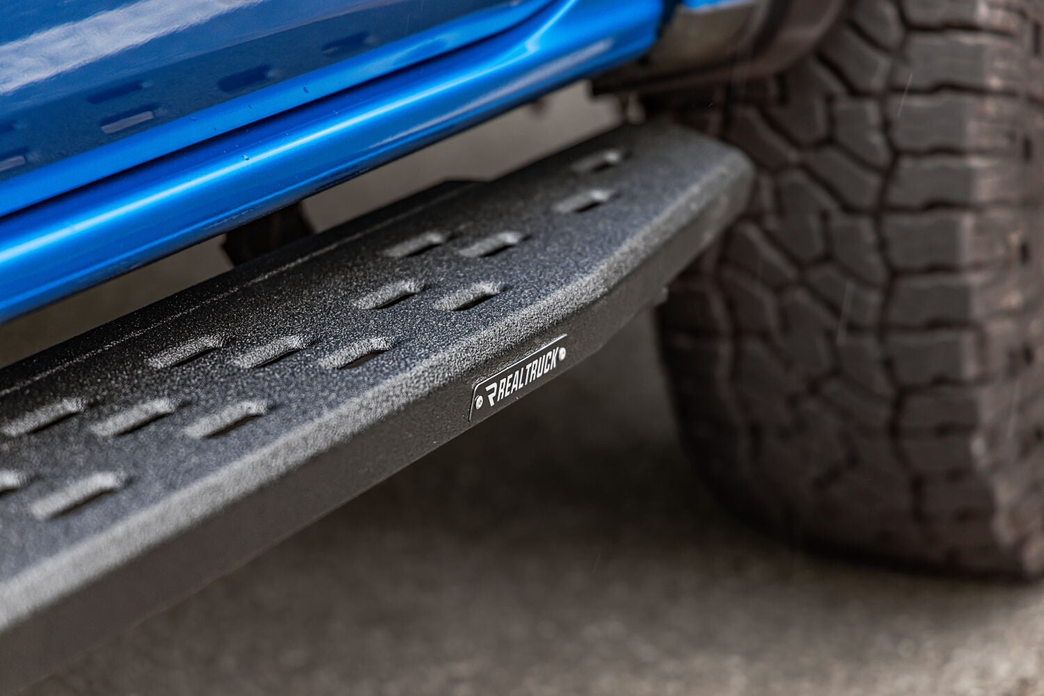 RB30 Running Boards with Mounting Bracket Kit Protective Bedliner Coating 2019-2026 Ford Ranger Go Rhino-8