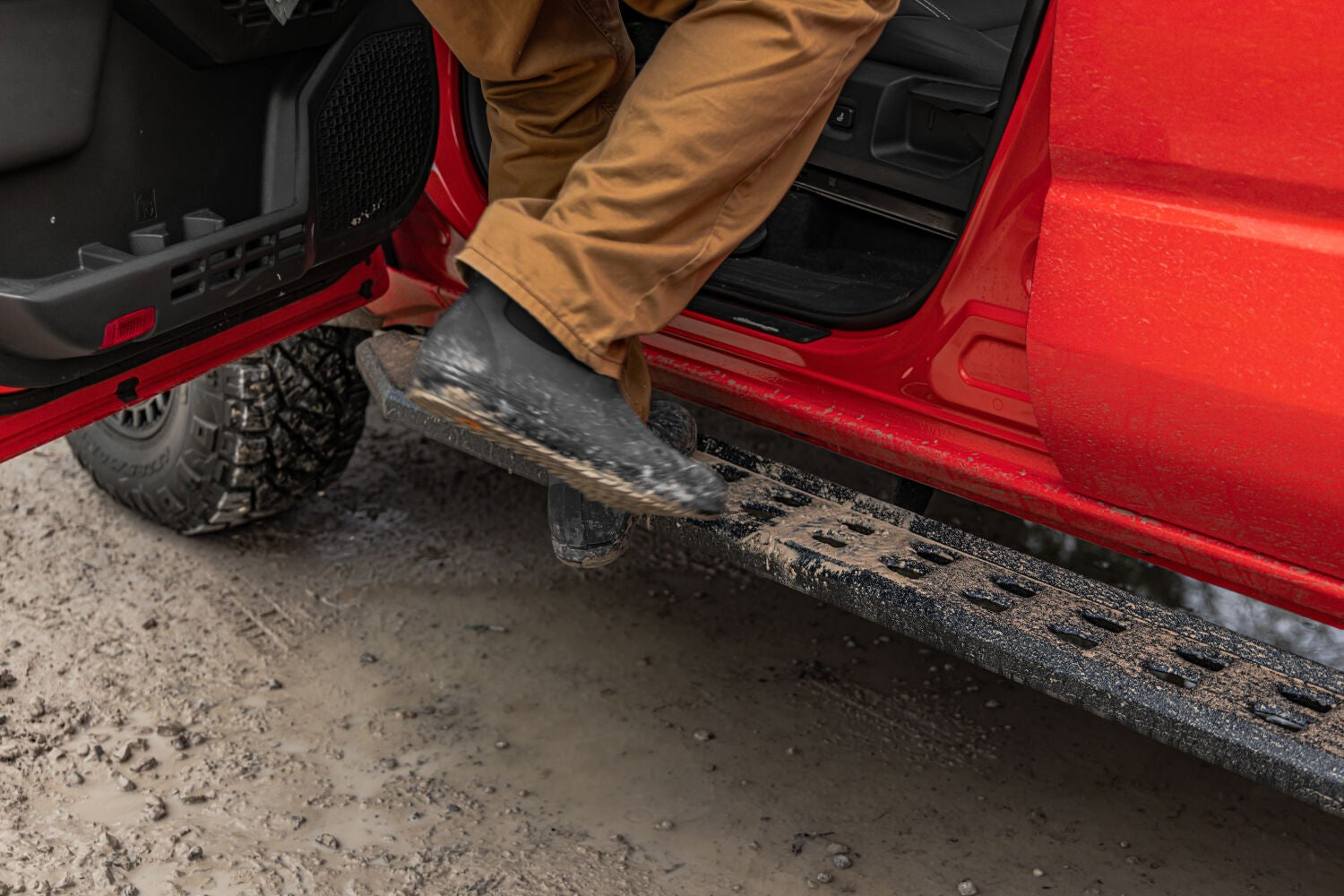 RB30 Slim Line Running Boards W/Bracket Kit Bedliner 2024-2025 Toyota Tacoma Go Rhino-5