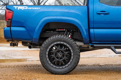 Vertex 2.5 Reservoir Rear Shocks 6-7 Inch Toyota Tacoma 2WD/4WD (2005-2023) Rough Country-3