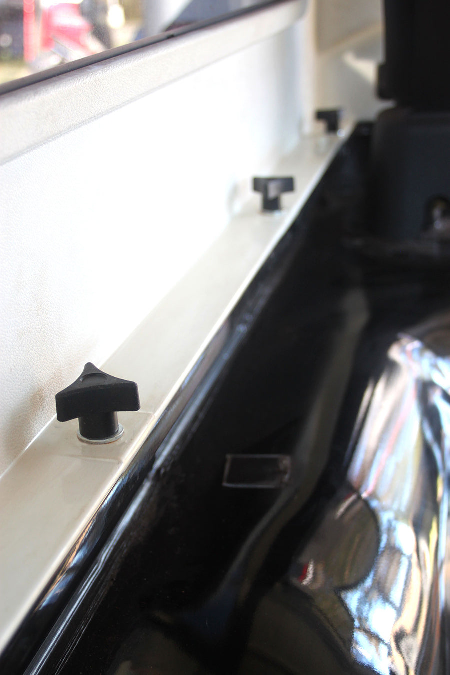 Kentrol Jeep TJ Hardtop Screws 97 Wrangler TJ-02 Textured Black Kentrol