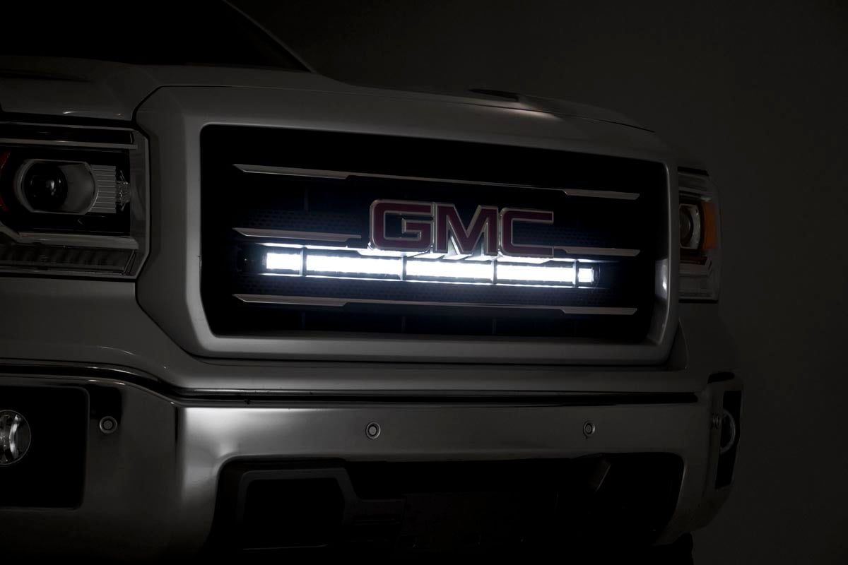 LED Light Kit Behind Grille Mount 30 Inch Chrome Single Row Silverado/Sierra 1500 (14-18 & Classic) Rough Country-3