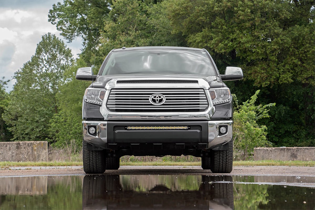 Toyota 30 Inch LED Bumper Kit Chrome Series 14-20 Tundra Rough Country-2