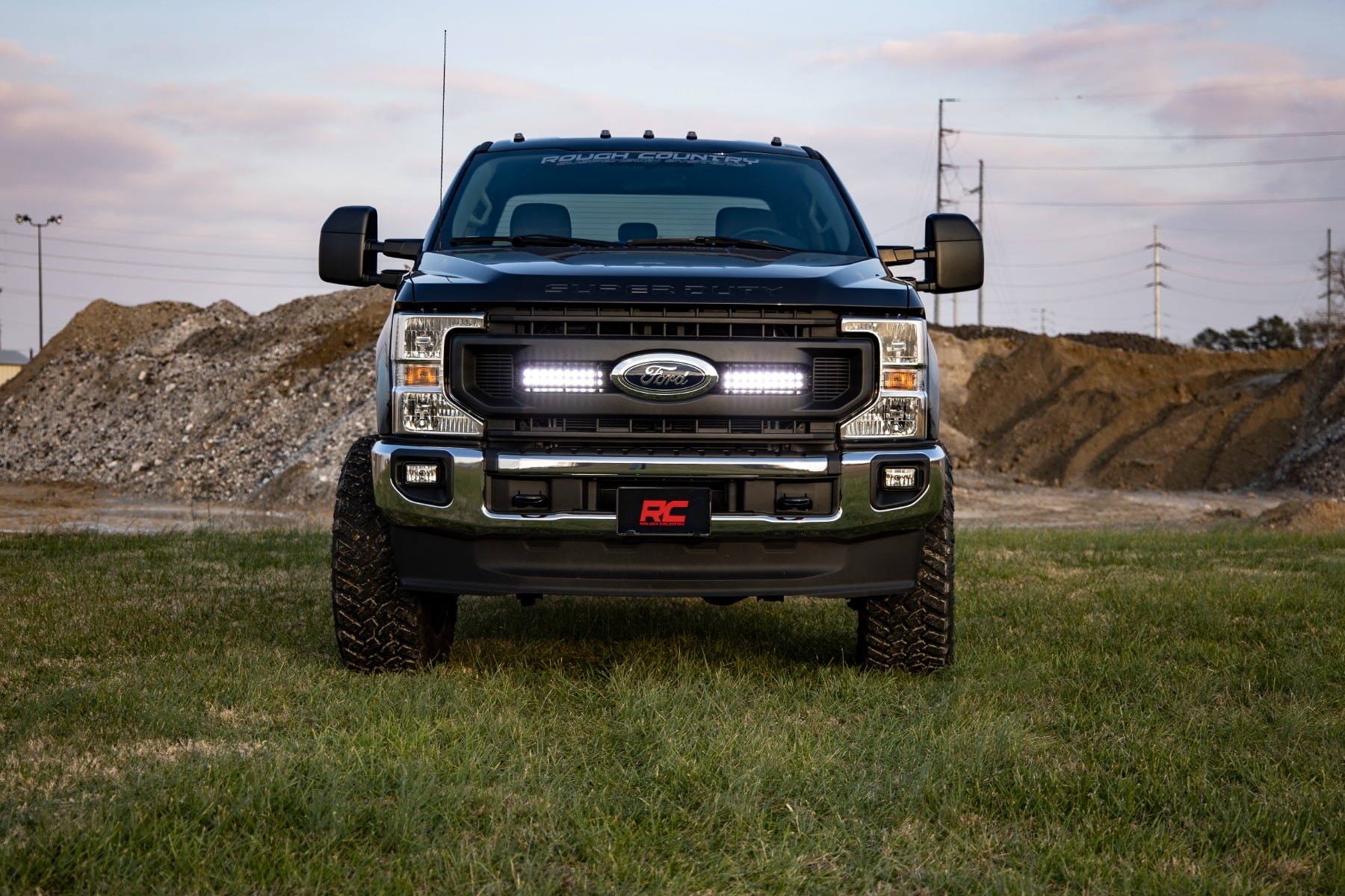LED Light Kit Grille Mount 10 Inch Black Slimline Ford F-250 Super Duty (20-22) Rough Country-3