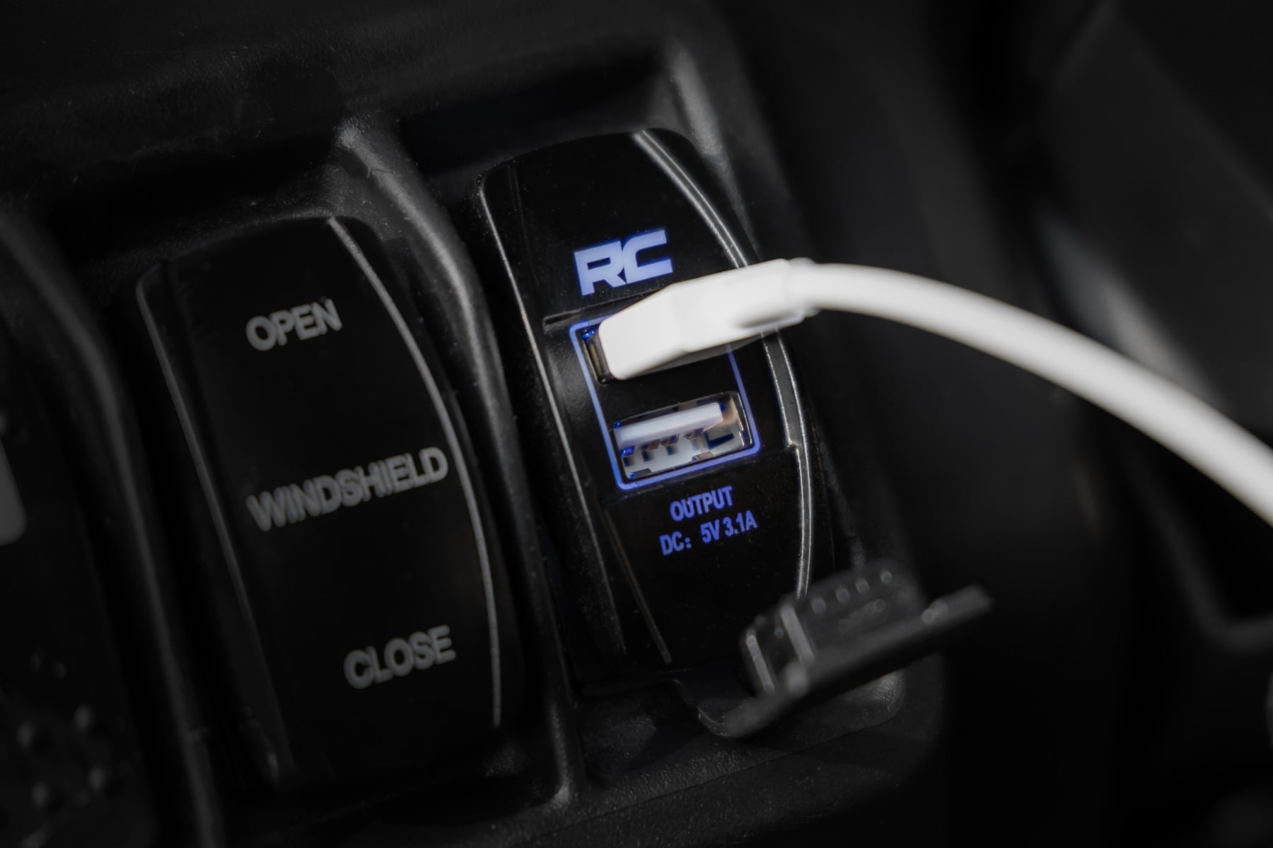 USB Switch Insert 2x1 with Logo Blue Back Light Rough Country-4