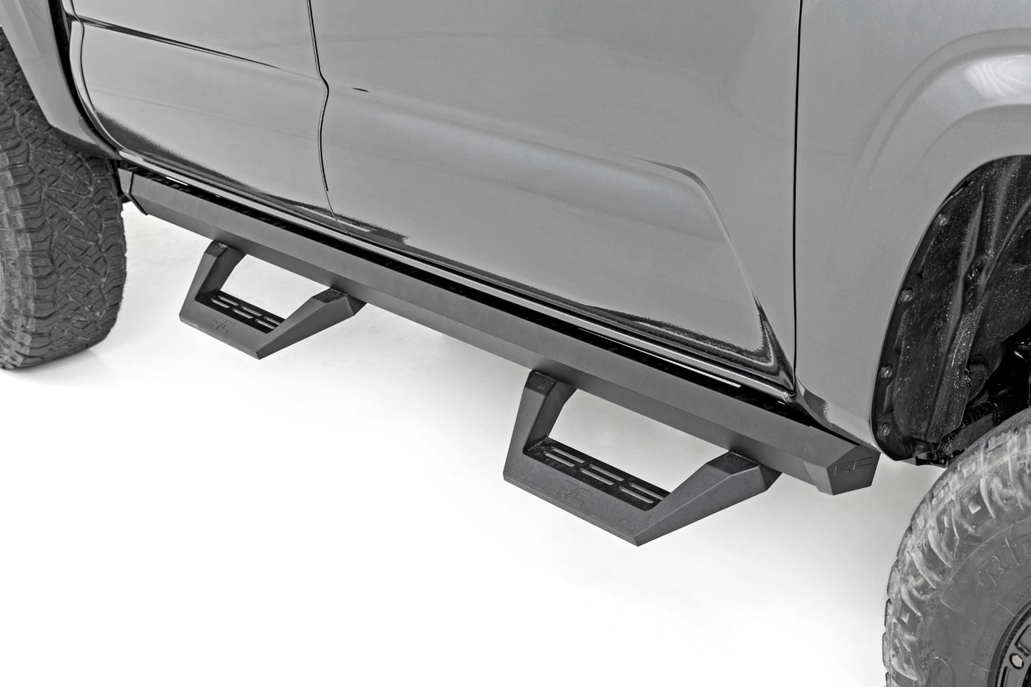 Rough Country SRX2 Adjustable Aluminum Step Double Cab 05-22 Toyota Tacoma 2WD/4WD Rough Country