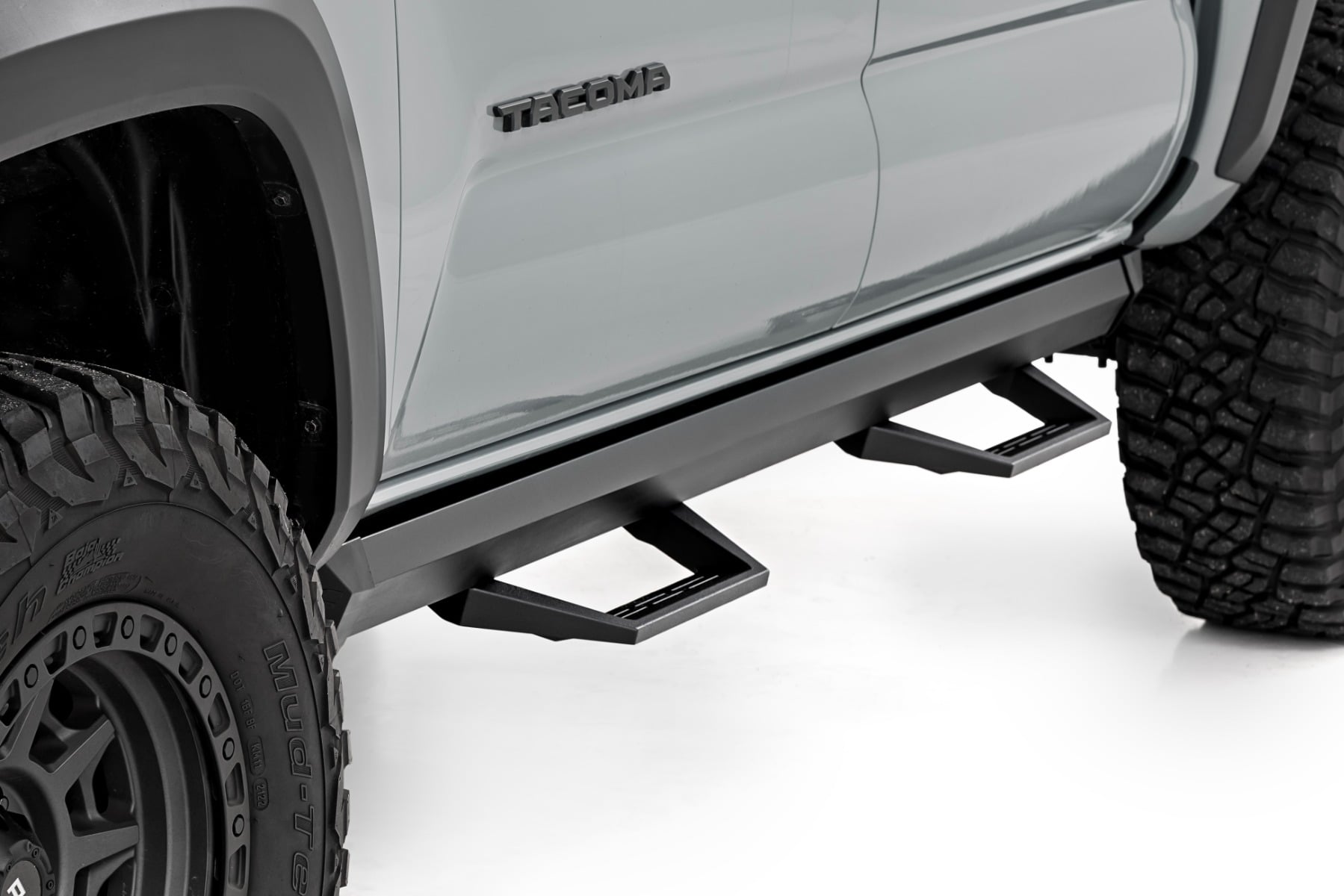 SRL2 Adj Aluminum Step Double Cab Toyota Tacoma 2WD/4WD (2005-2023) Rough Country-3