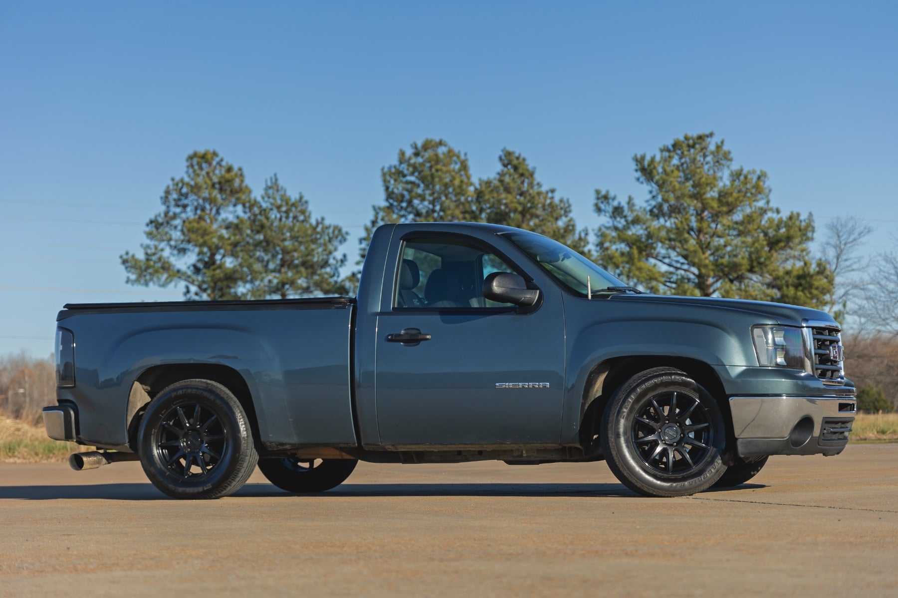 2 Inch Lowering Kit 4 Inch Rear Lowering M1 Silverado/Sierra 1500 (14-18 & Classic) Rough Country-1