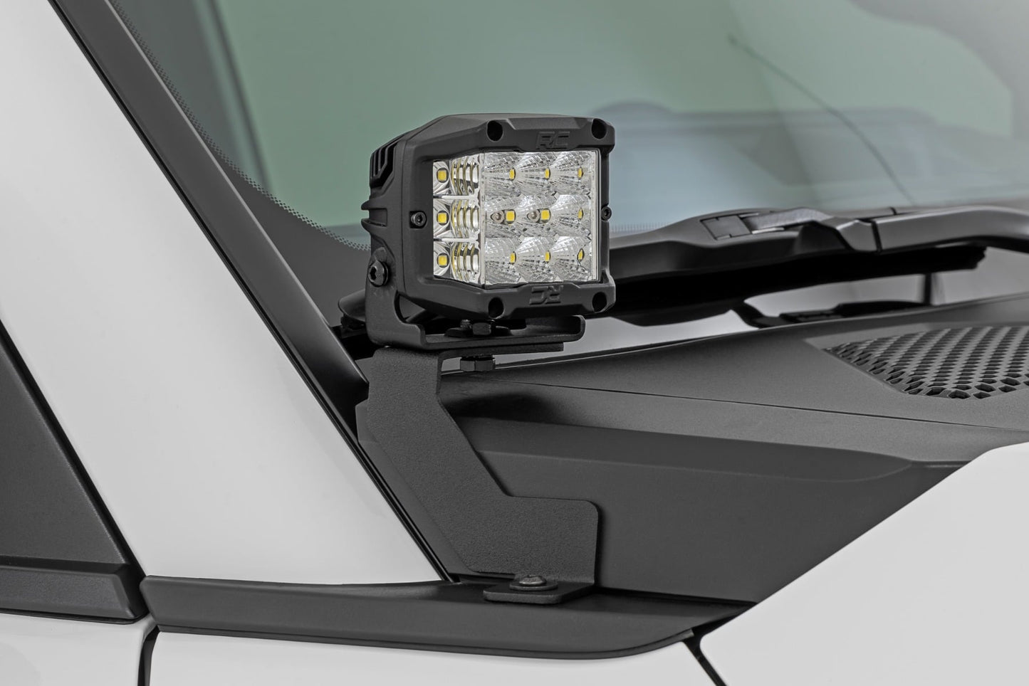 LED Light Kit Ditch Mount Black Series Round 3.5 Inch Amber DRL Toyota LandCruiser (2024) Rough Country-3