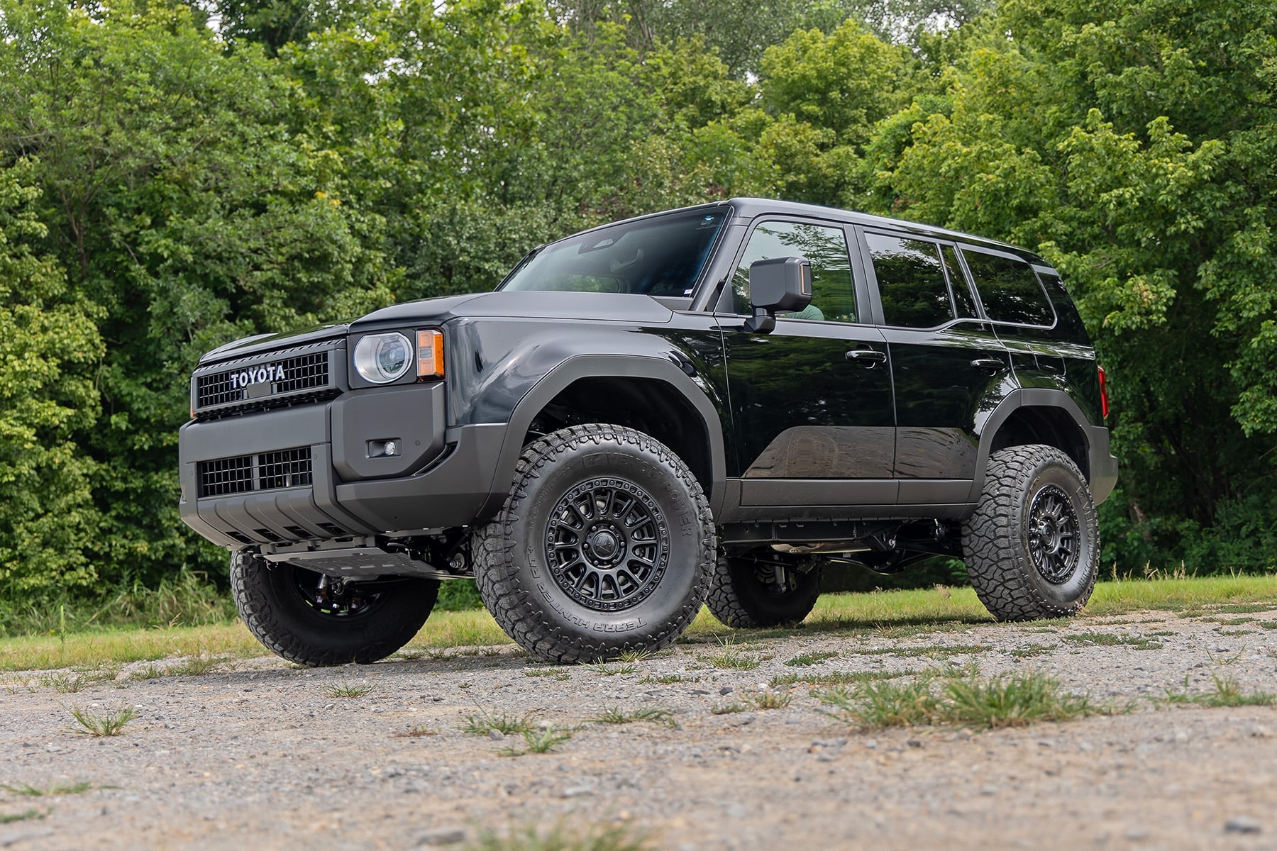 3.5 Inch Lift Kit N3 w/ Rear Shocks Toyota Land Cruiser 4WD (2024-2026) Rough Country-2