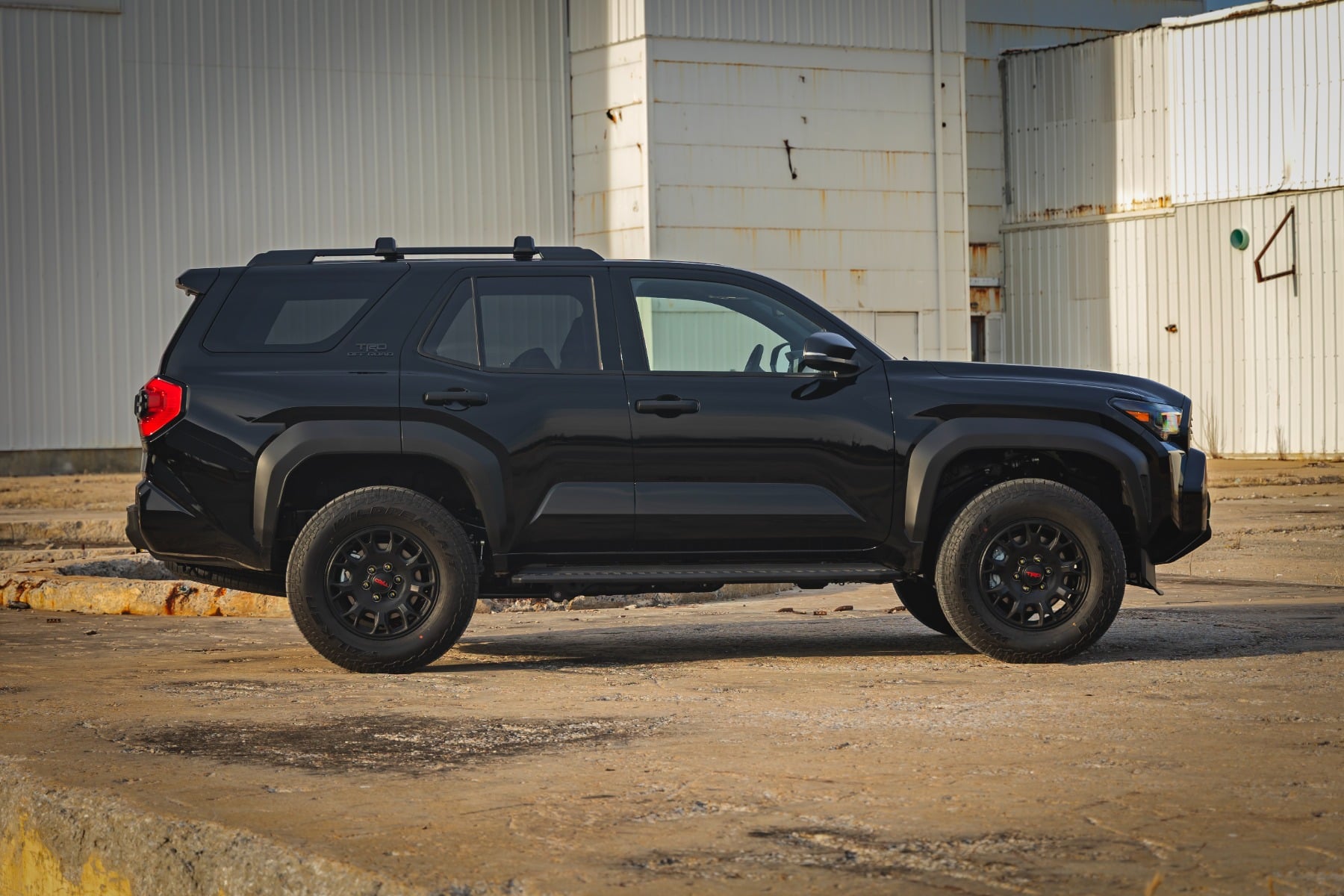 1.5-2 Inch Leveling Kit Toyota 4Runner 4WD (2025-2026) Rough Country-3