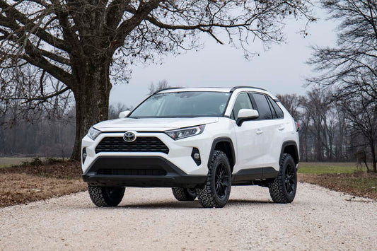 2.5 Inch Lift Kit N3 Struts Toyota RAV4 2WD/4WD (2019-2025) Rough Country-1