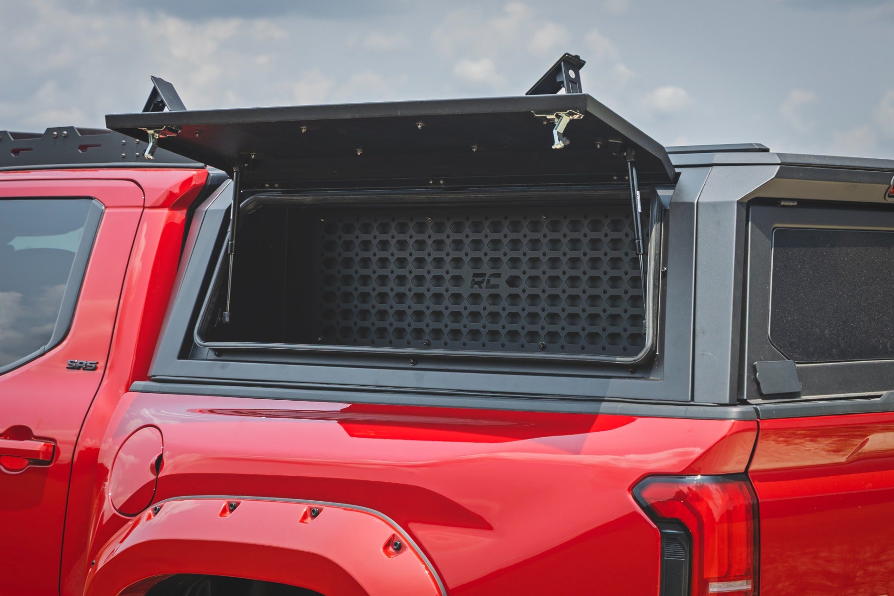 Bed Cap Molle Panel Side Storage Bin Drivers Side Toyota Tacoma (24-26) Rough Country-3