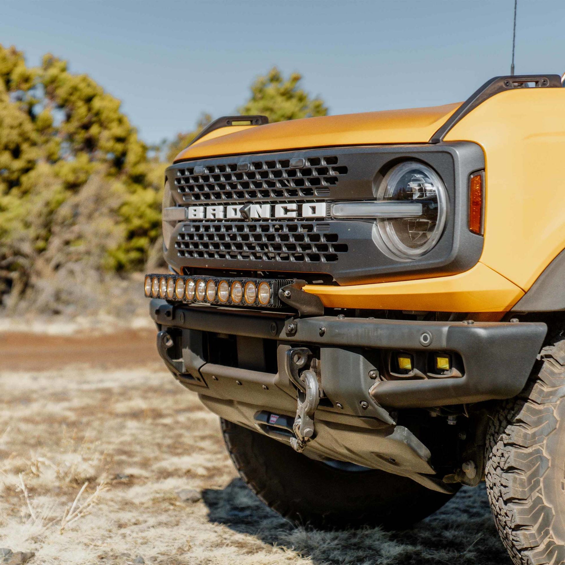 Flex Era 30 Inch LED Light Bar Mount Front Bumper Gen6 2021+ Ford Bronco KC Hilites-10