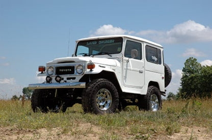 4 Inch Lift Kit Toyota Land Cruiser FJ40 4WD (1964-1980) Rough Country-1
