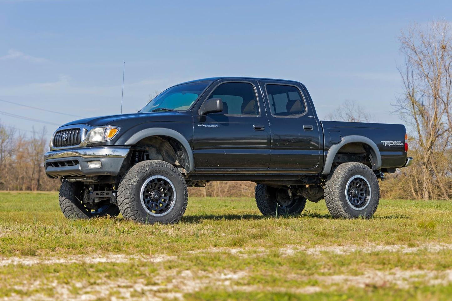6 Inch Lift Kit N3 Struts Toyota Tacoma 2WD/4WD (1995-2004) Rough Country-4