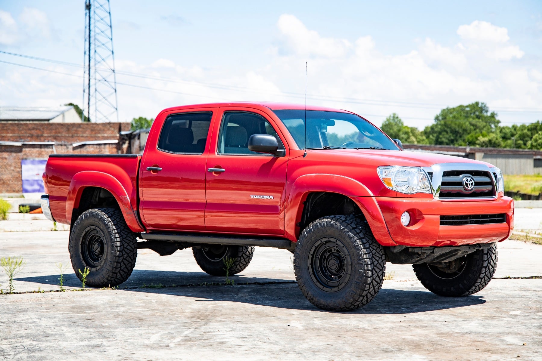 3.5 Inch Lift Kit UCA M1 Struts w/ Rear Leaf Springs Toyota Tacoma 2WD/4WD (2005-2023) Rough Country-5