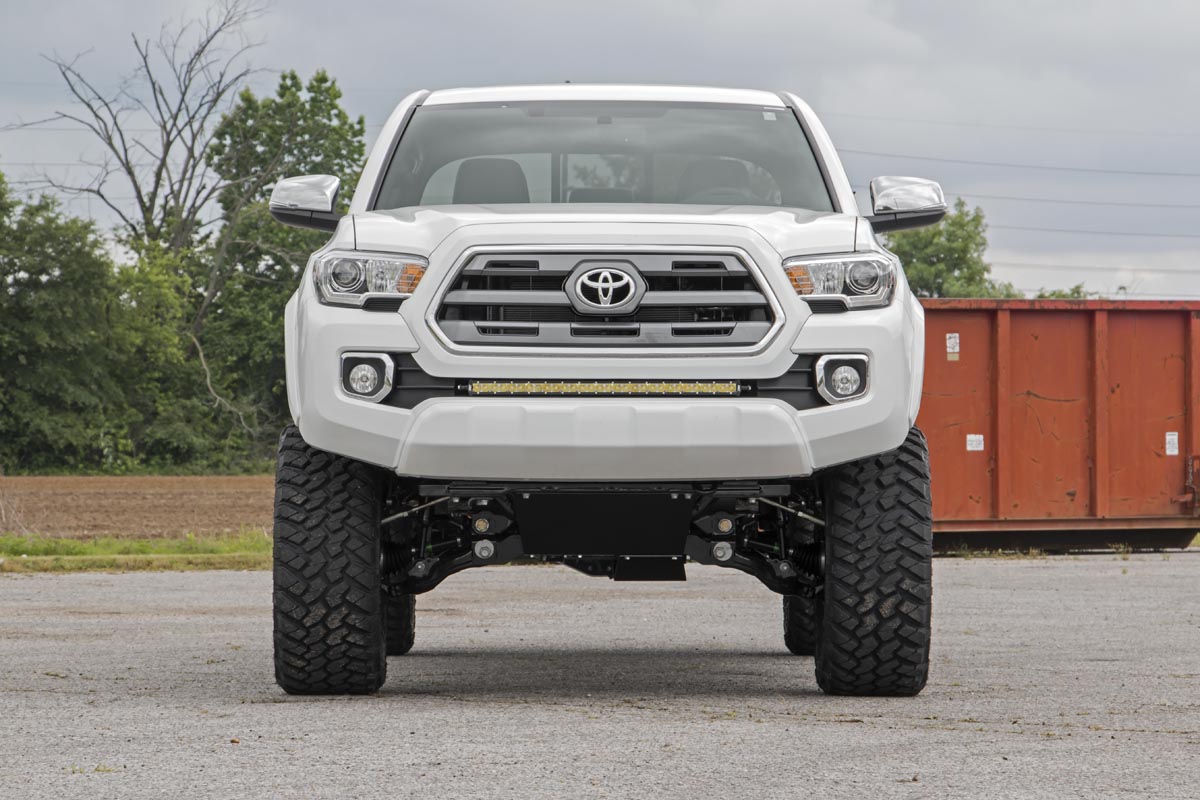Rough Country 6 Inch Toyota Suspension Lift Kit 05-15 Tacoma 4WD/2WD Rough Country
