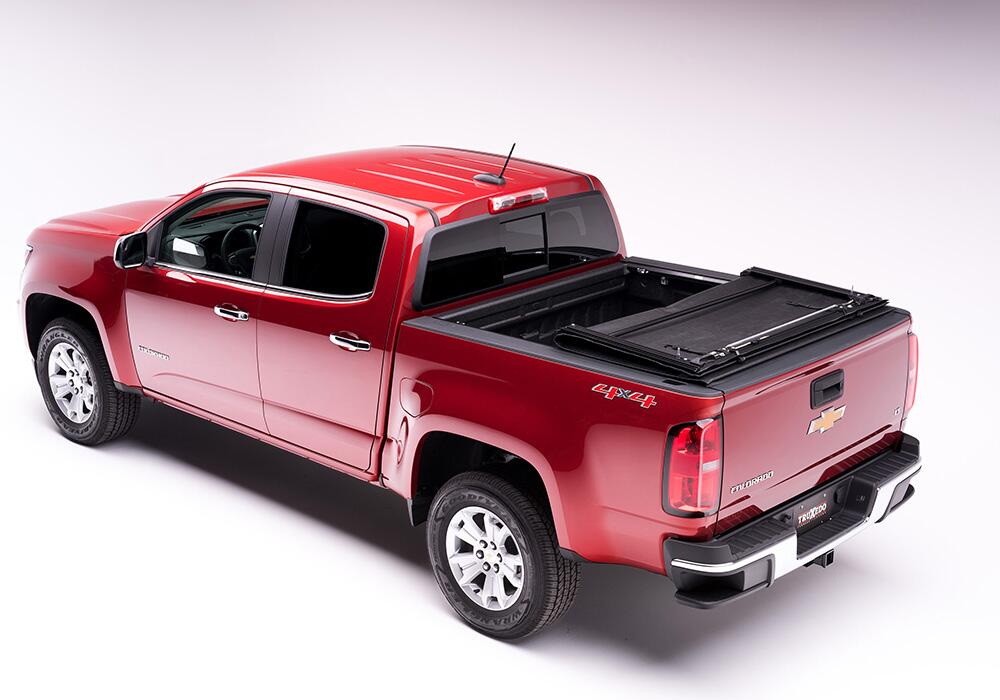 Deuce Tonneau Cover Black 2015-2022 Colorado/Canyon without Sport Bar Truxedo-6