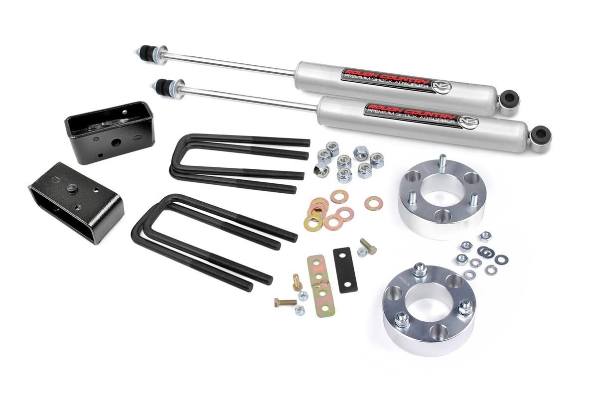 Rough Country 2.5 Inch Toyota Suspension Lift Kit 00-06 Tundra Rough Country