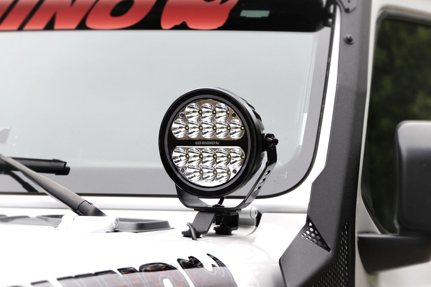 Blackout Series Lights 7 Inch Round LED Spot Light Beam With Daytime Running Light Black Go Rhino-2