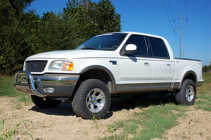 2.5 Inch Leveling Kit Ford F-150 4WD (1997-2003) Rough Country-1