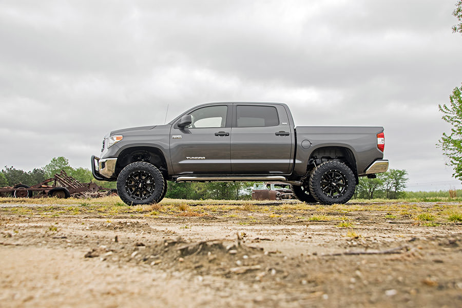 6 Inch Lift Kit Vetex/V2 Toyota Tundra 4WD (2007-2015) Rough Country-3