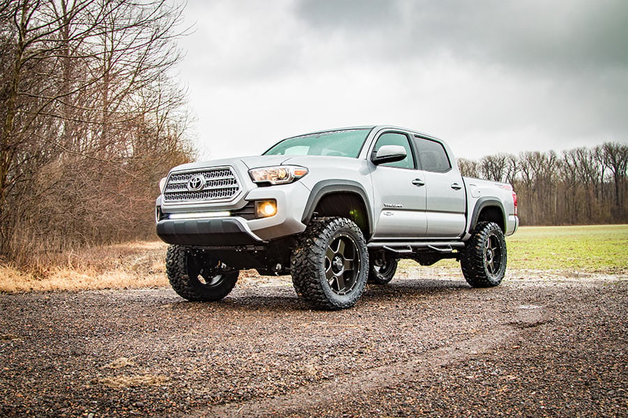 4 Inch Lift Kit M1 Struts/M1 Toyota Tacoma 2WD/4WD (2016-2023) Rough Country-5