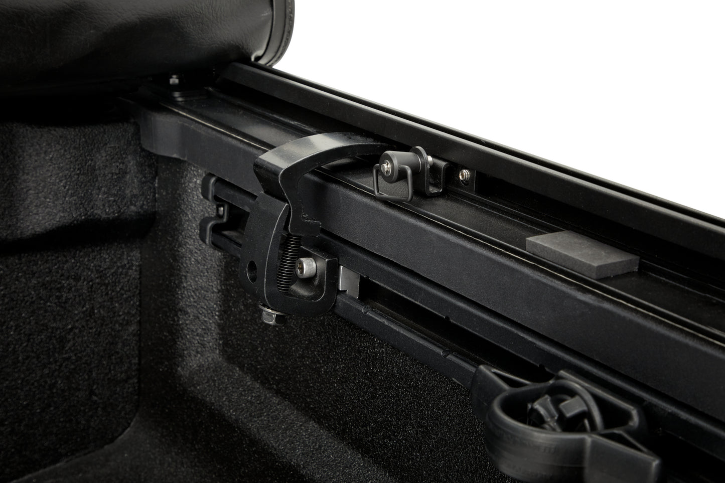 Supertop for Truck 2 '20-26 Gladiator For 5 ft. bed Black Diamond Bestop-7