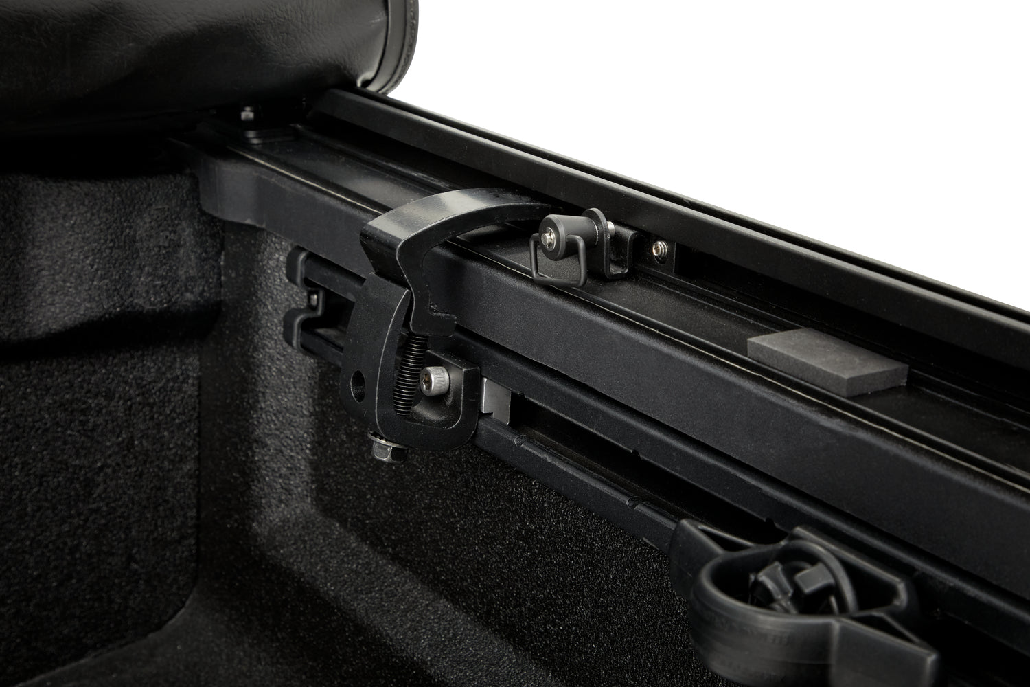 Supertop for Truck 2 '20-26 Gladiator For 5 ft. bed Black Diamond Bestop-7