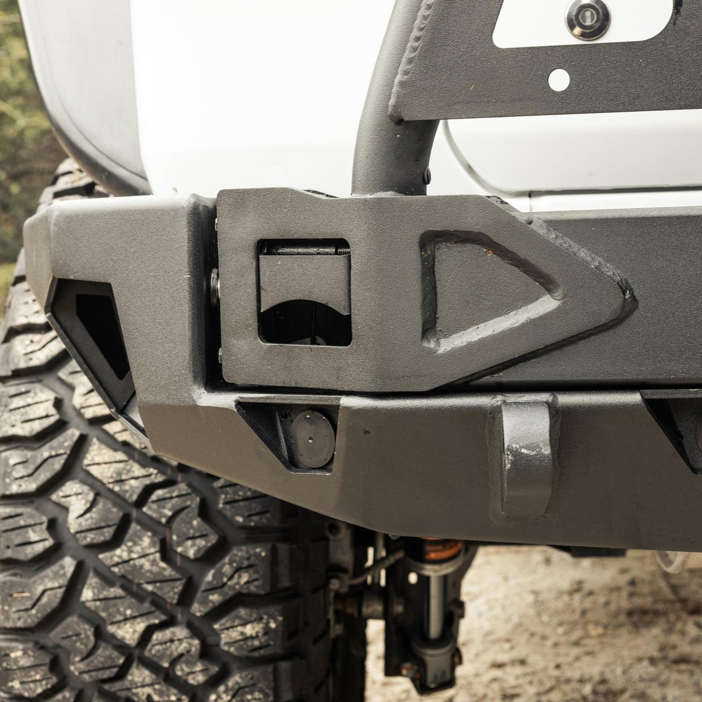 Atlas Rear Bumper and Tire Gate 2018-2023 Jeep Wrangler Smittybilt-7