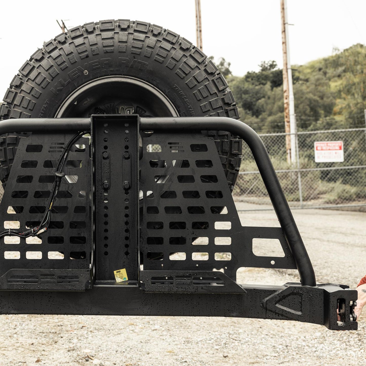 Atlas Rear Bumper and Tire Gate 2018-2023 Jeep Wrangler Smittybilt-9