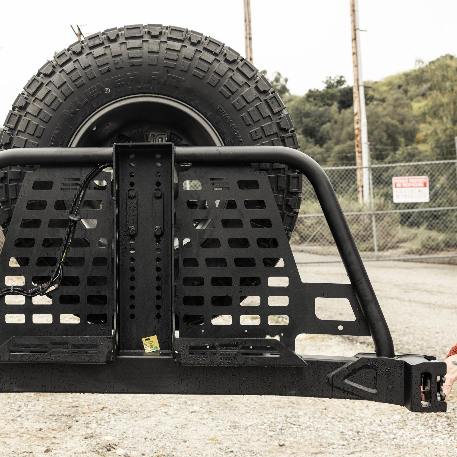 Atlas Rear Bumper and Tire Gate 2018-2023 Jeep Wrangler Smittybilt-9