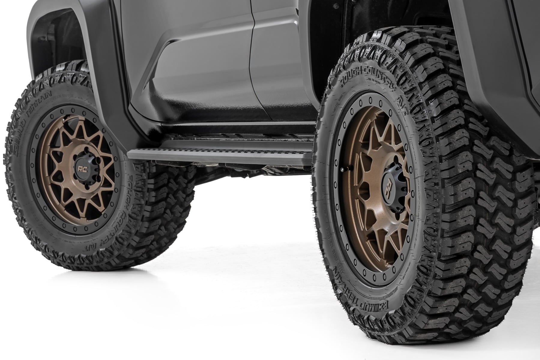 78 Series Wheel Simulated Beadlock Bronze/Black 17x8.5 Rough Country-17
