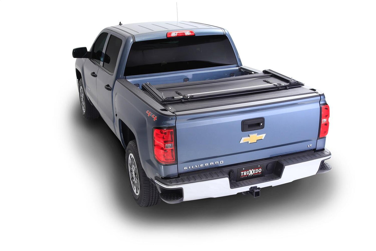 Deuce Tonneau Cover Black 2022-2026 Nissan Frontier Truxedo-11