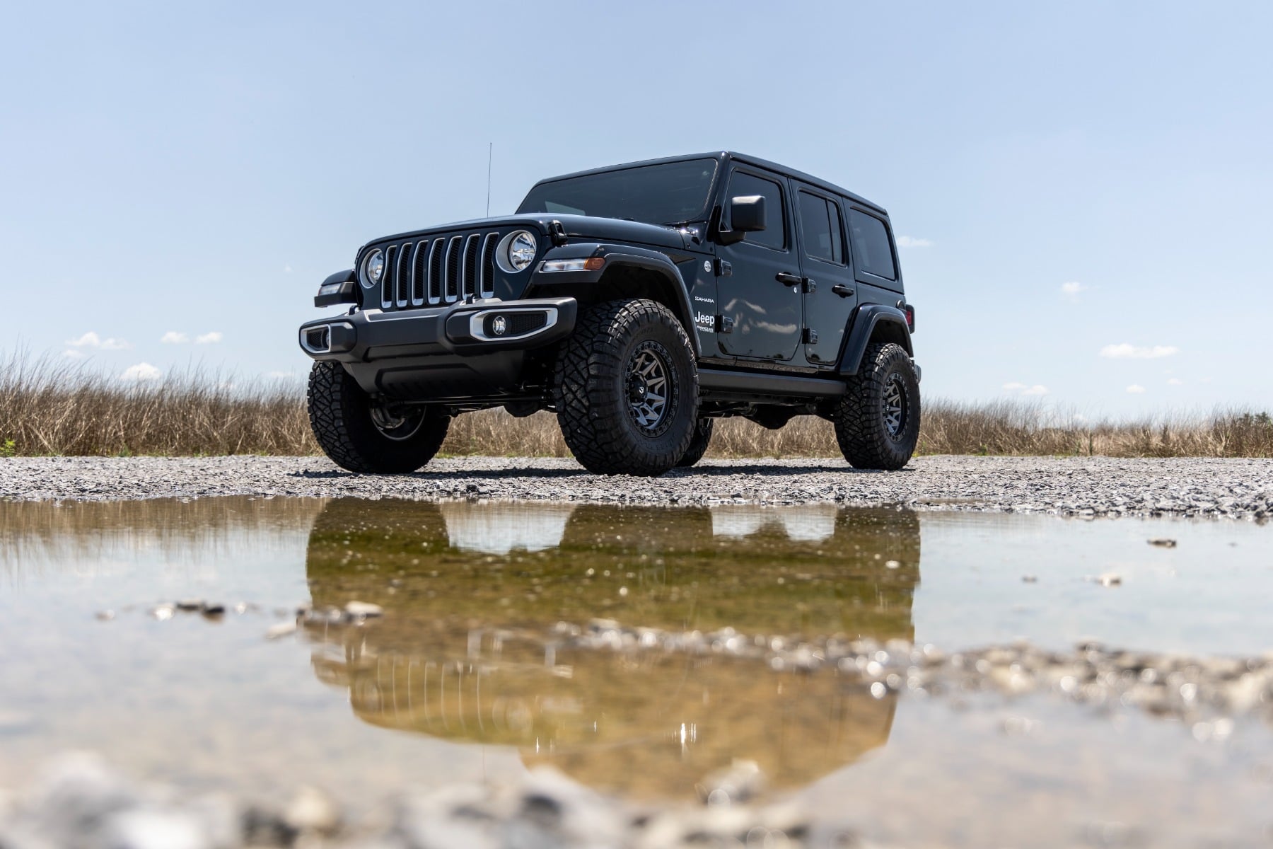 2.5 Inch Lift Kit Coils Jeep Wrangler Unlimited Non-Rubicon 4WD (2024-2026) Rough Country-5