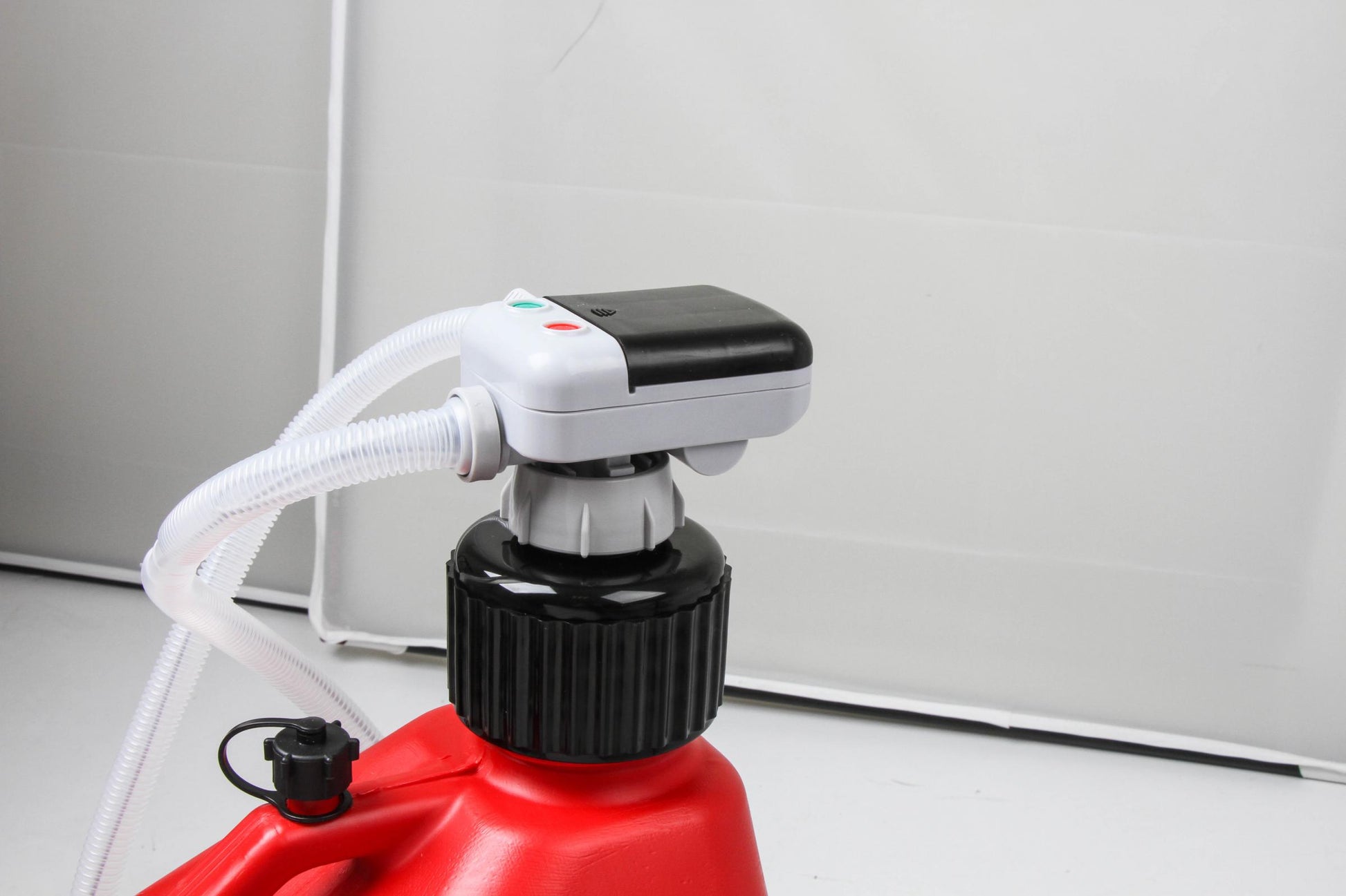 Battery Operated Transfer Pump Fits Most Fuel Jugs and Cans Mr Gasket-5