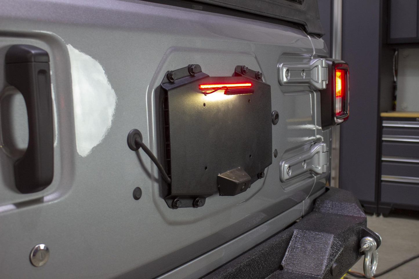 Kentrol Jeep JL Backside License Plate Mount Black 2018-Present Wrangler JL Kentrol