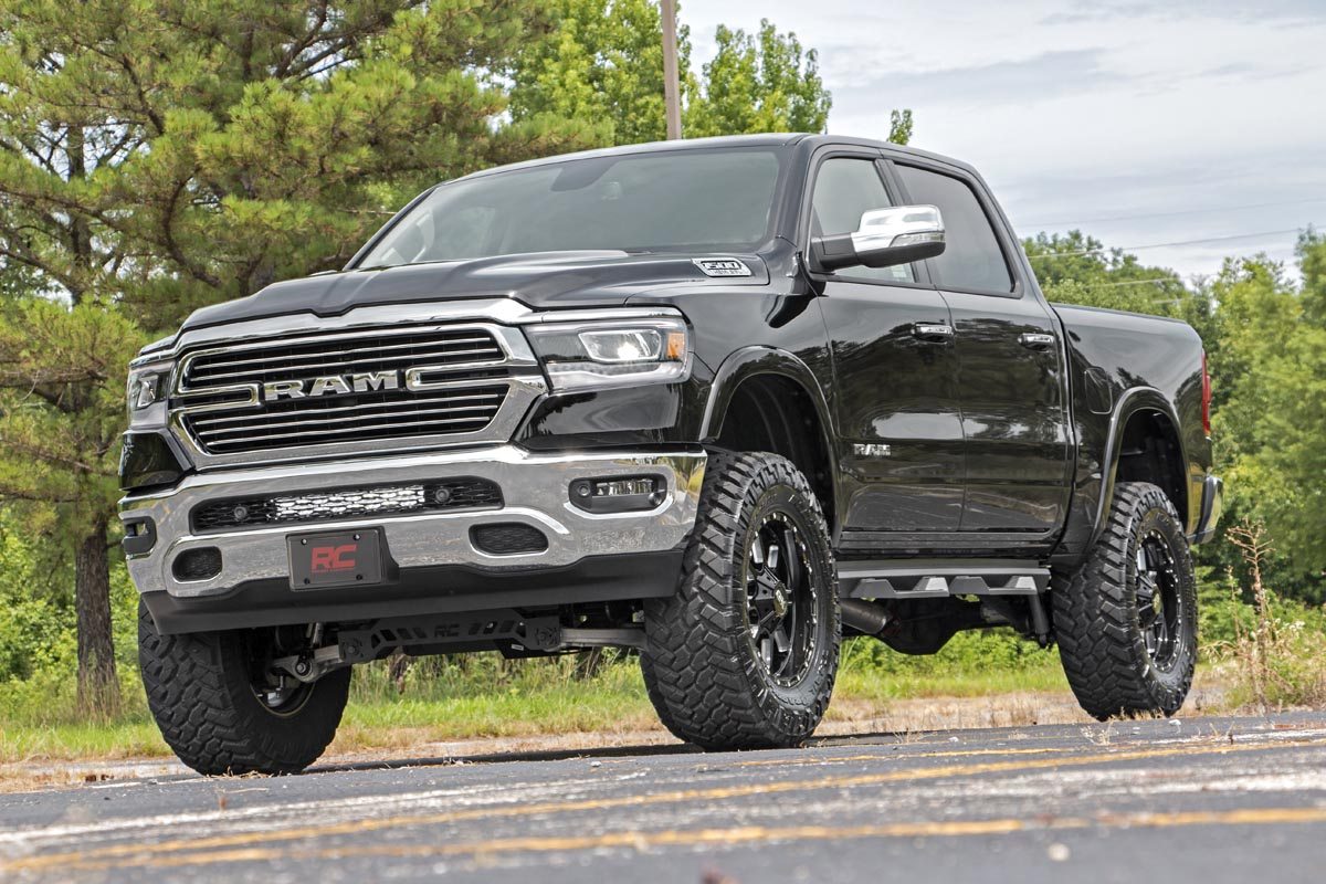 LED Light Kit Bumper Mount 20 Inch Spectrum Dual Row Ram 1500 (19-24) Rough Country-2