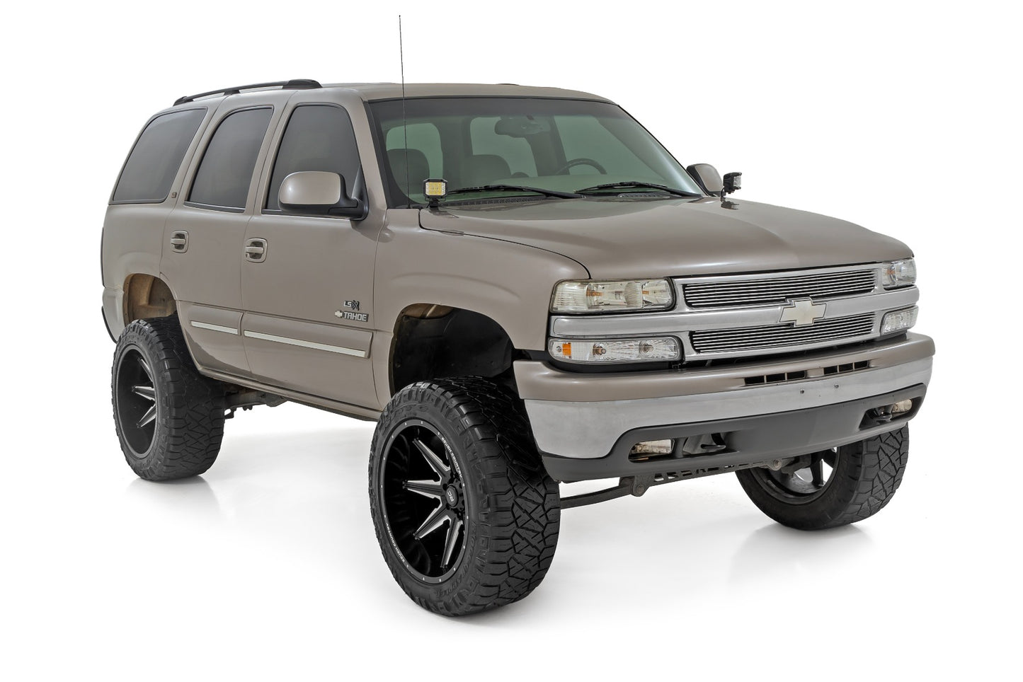 LED Light Kit Ditch Mount 2 Inch Black Pair Spot Chevy Silverado 1500 (99-06)/Tahoe (00-06) Rough Country-2